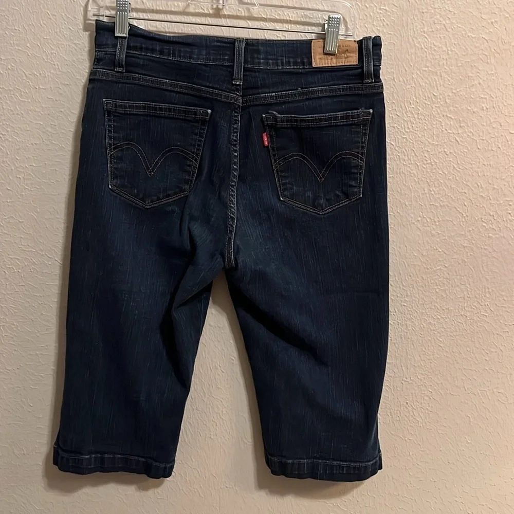 Women’s SZ 10P Levi’s 512 Perfectly Slimming